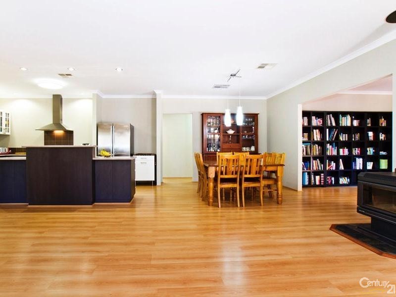 62 Tyers Road, Roleystone WA 6111