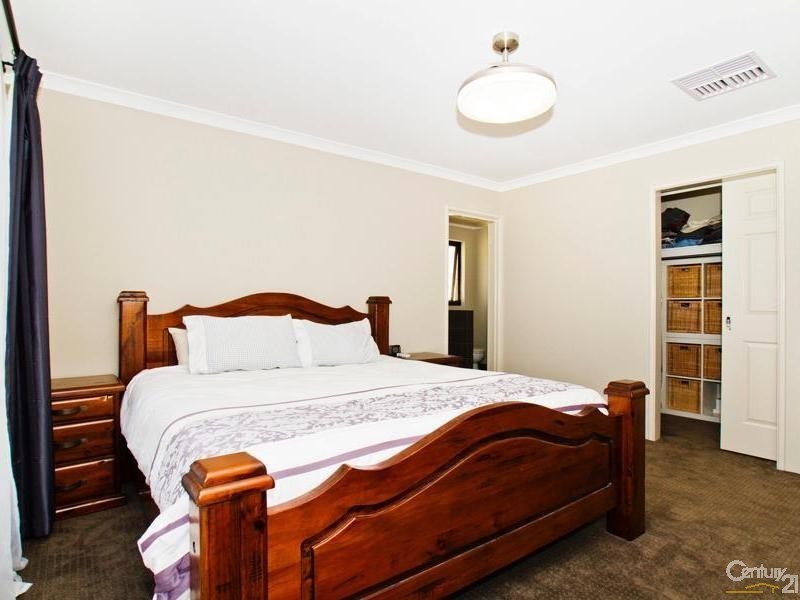 62 Tyers Road, Roleystone WA 6111