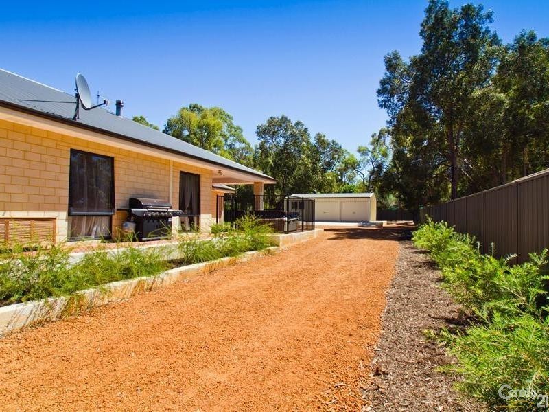 62 Tyers Road, Roleystone WA 6111