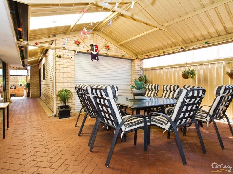 3 Atwell Close, Munster WA 6166