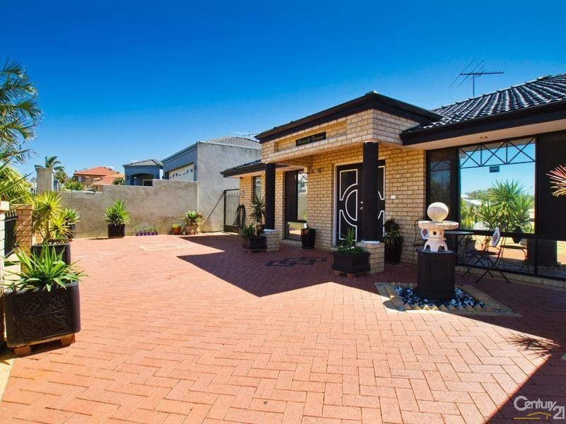 3 Atwell Close, Munster WA 6166