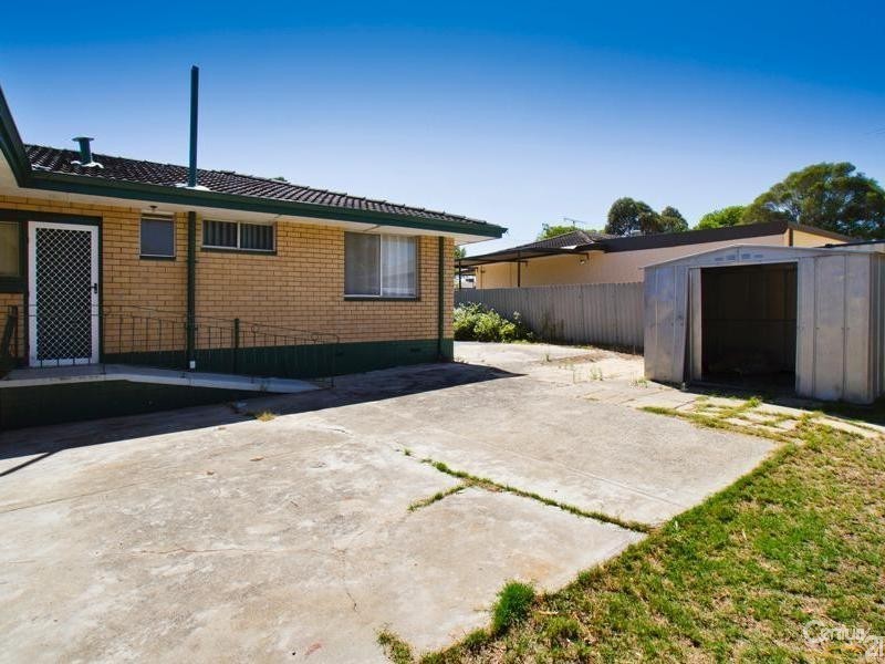 6 Ennis Court, Orelia WA 6167