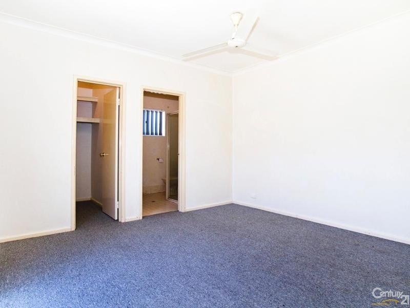 6 Ennis Court, Orelia WA 6167