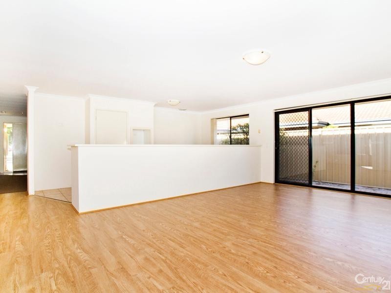 19a Bradshaw Crescent, Manning WA 6152