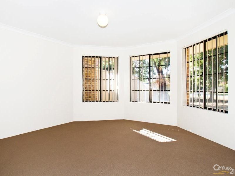 19a Bradshaw Crescent, Manning WA 6152