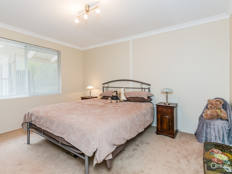 10 Forestedge Retreat, Roleystone WA 6111