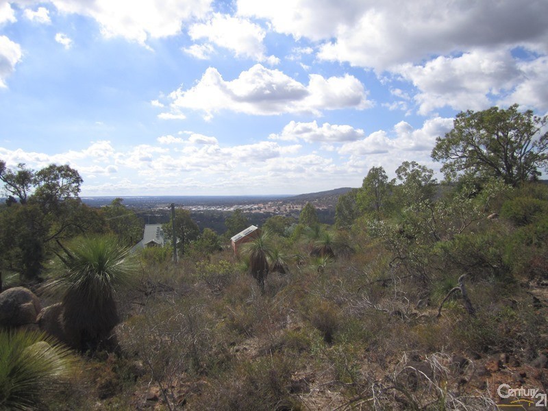 2 Hillway, Swan View WA 6056