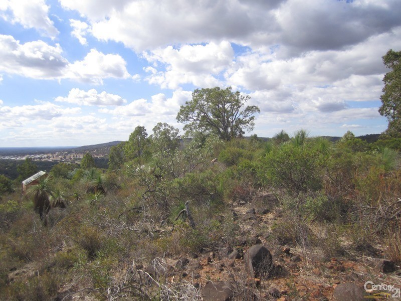 2 Hillway, Swan View WA 6056