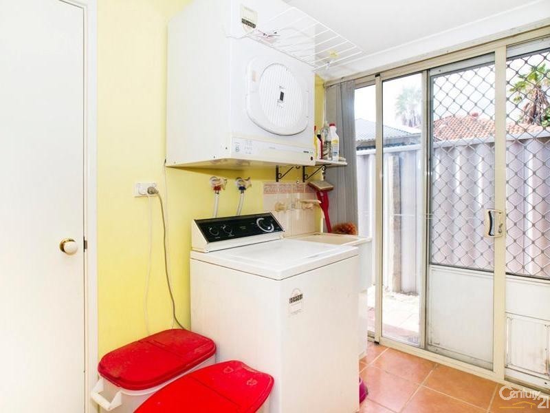 4 McLean Road, Canning Vale WA 6155