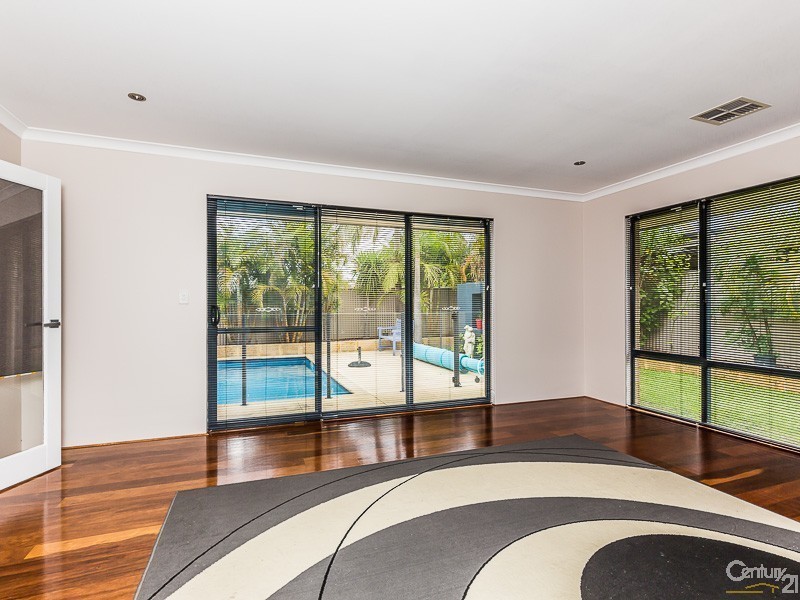 55 Furley Road, Southern River WA 6110