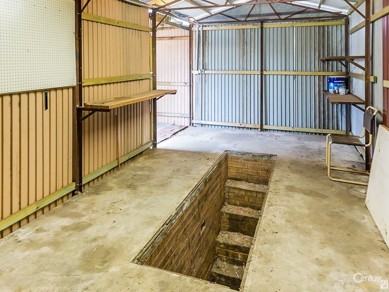 10 Ypres Road, Camillo WA 6111