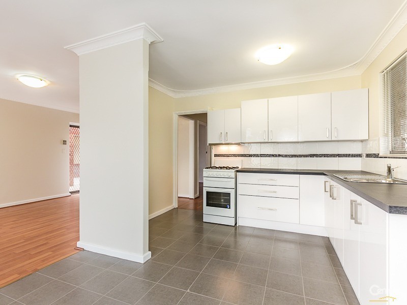 10 Ypres Road, Camillo WA 6111