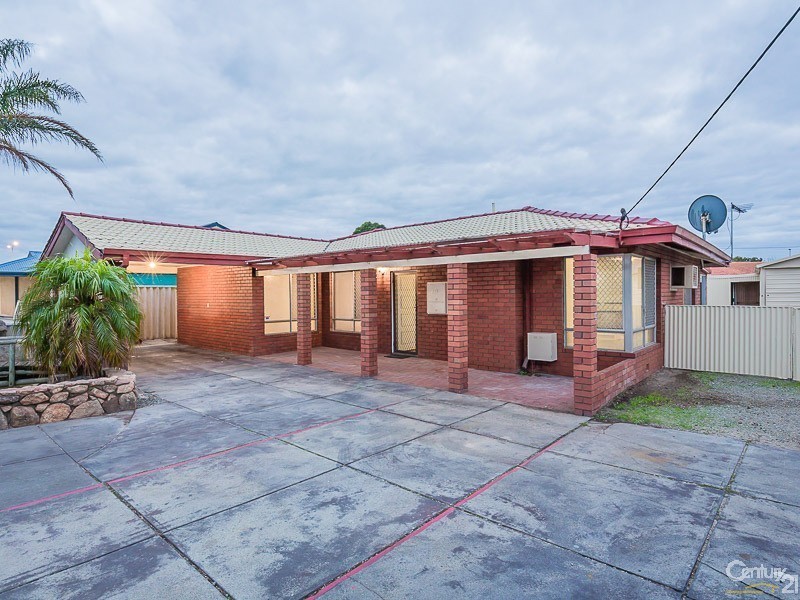 10 Ypres Road, Camillo WA 6111