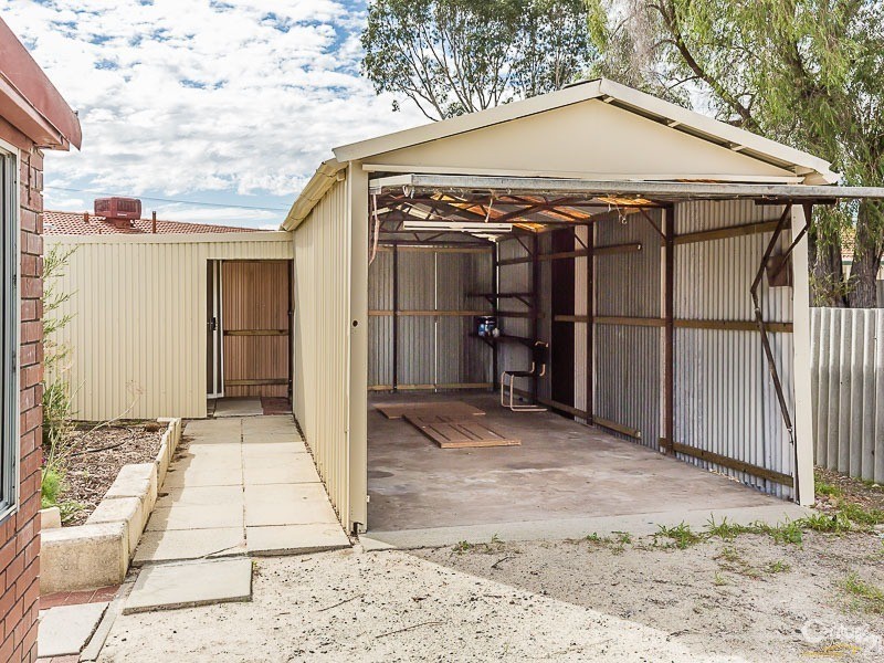 10 Ypres Road, Camillo WA 6111