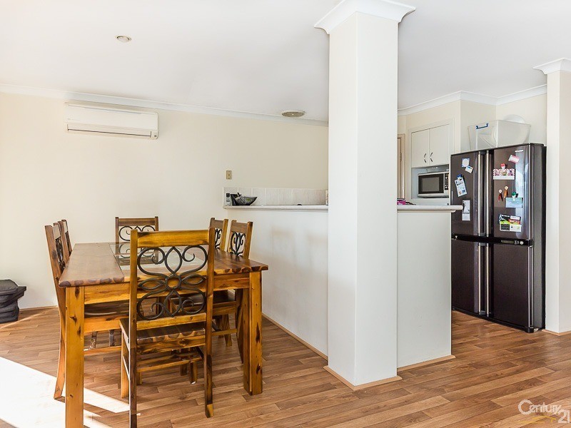 18/7 Lester Drive, Thornlie WA 6108