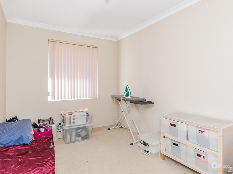 18/7 Lester Drive, Thornlie WA 6108