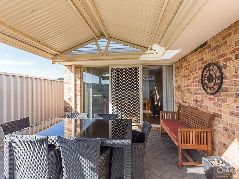 18/7 Lester Drive, Thornlie WA 6108