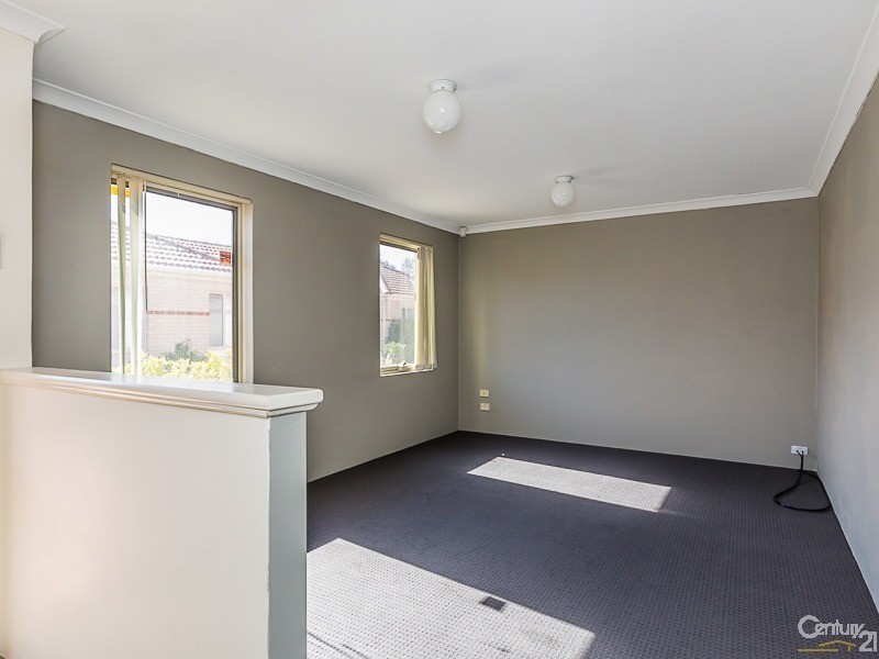 8/12 Arthur Street, Cannington WA 6107