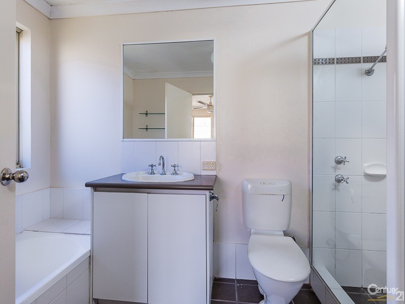 8/12 Arthur Street, Cannington WA 6107