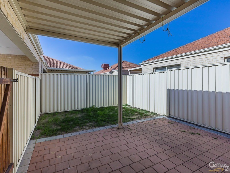8/12 Arthur Street, Cannington WA 6107