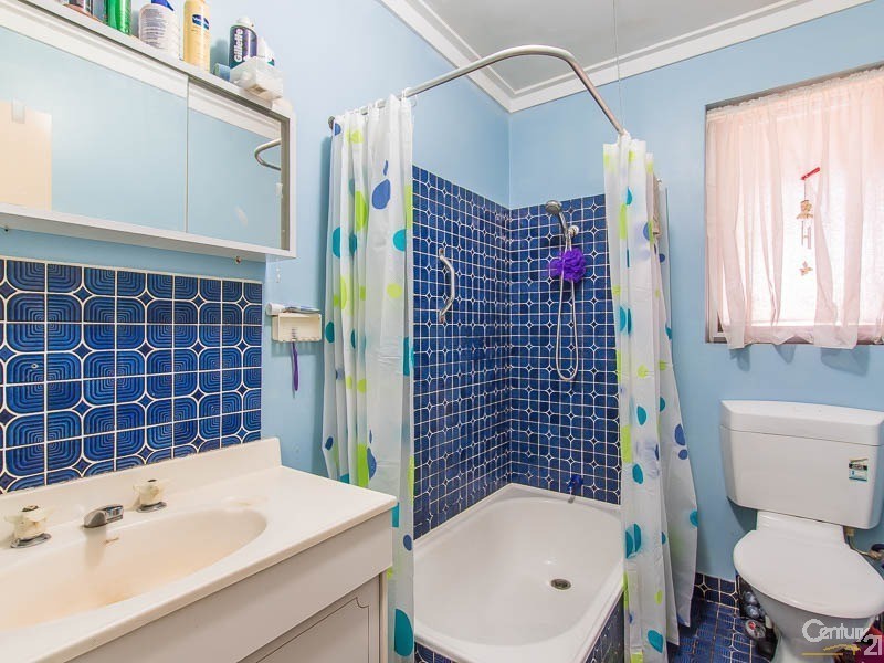 11 Taplow Court, Kelmscott WA 6111