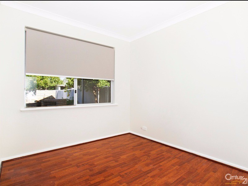 34 Oriole Way, Thornlie WA 6108