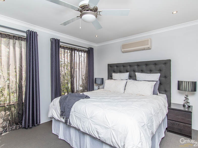 36 Reveley Close, Seville Grove WA 6112