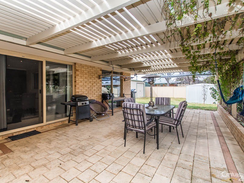 36 Reveley Close, Seville Grove WA 6112