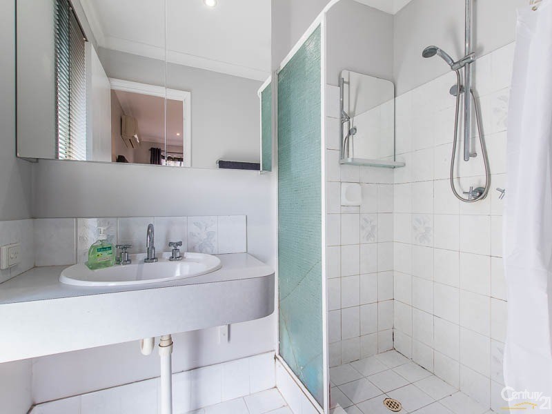 36 Reveley Close, Seville Grove WA 6112