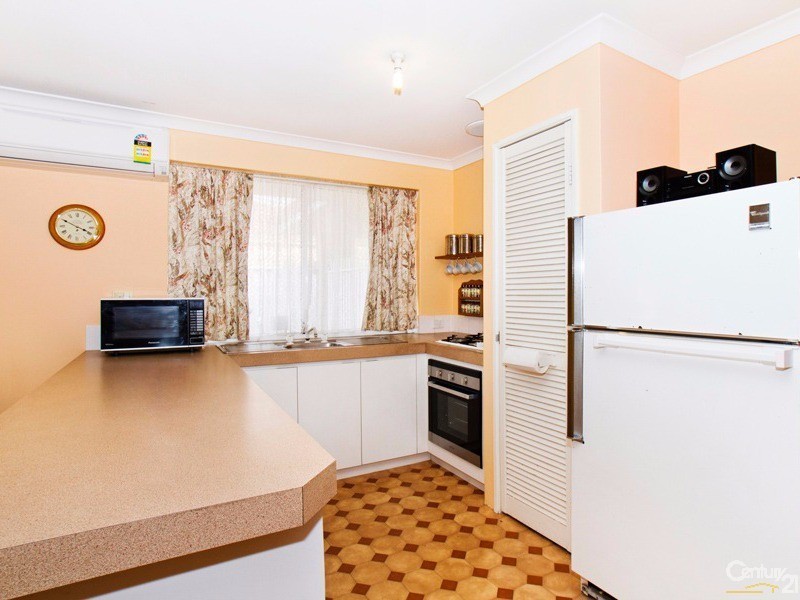 30 Powderbark Bypass, Kenwick WA 6107