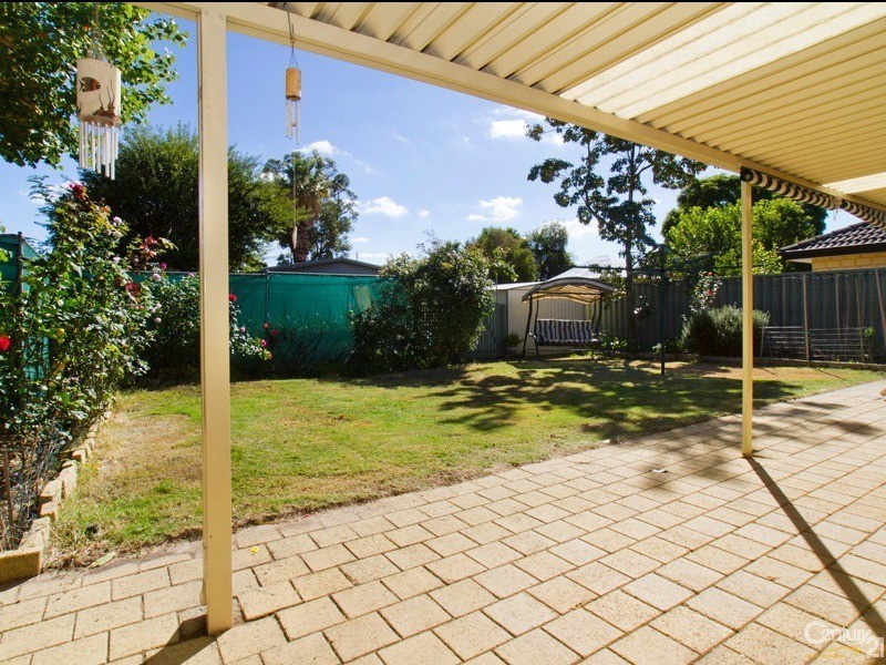 35B Ovens Road, Thornlie WA 6108