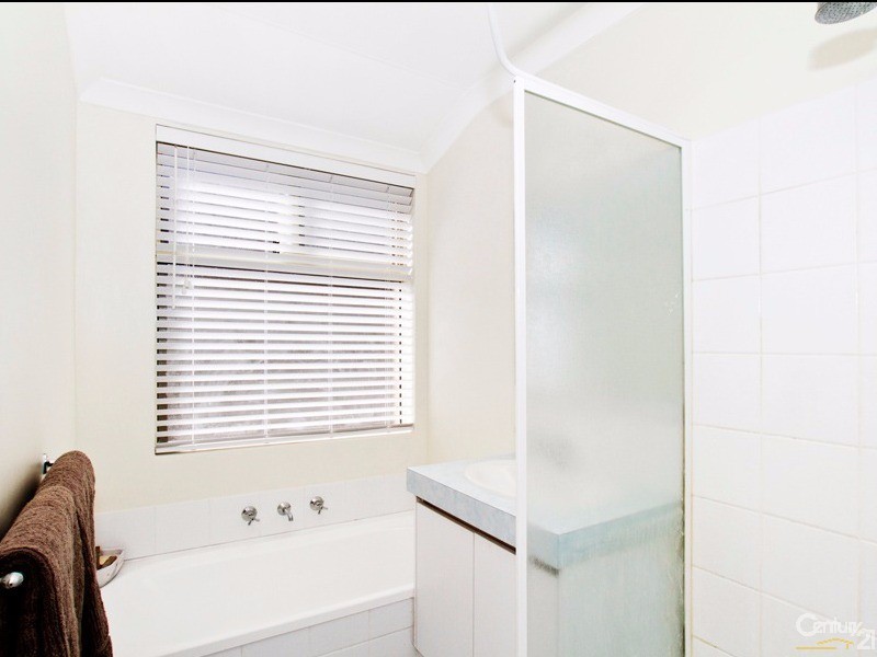 35B Ovens Road, Thornlie WA 6108