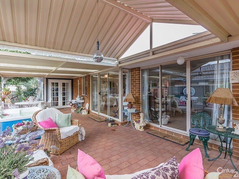 21 Lauterbach Drive, Gosnells WA 6110