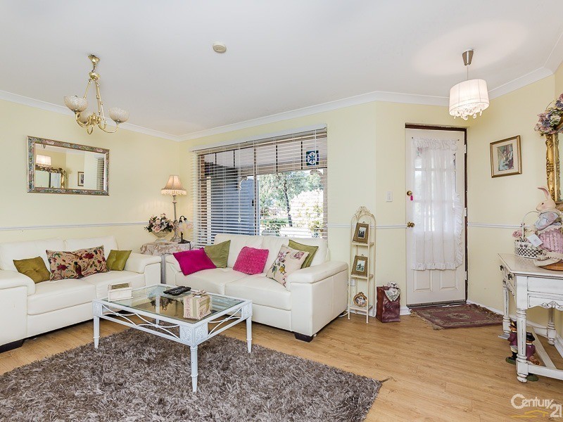 21 Lauterbach Drive, Gosnells WA 6110