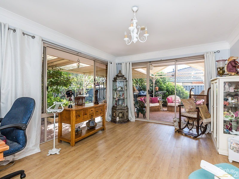 21 Lauterbach Drive, Gosnells WA 6110