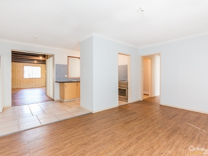 15 Blanche Street, Gosnells WA 6110