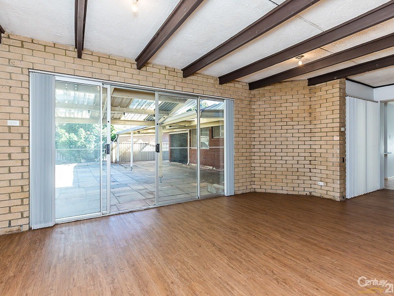 15 Blanche Street, Gosnells WA 6110