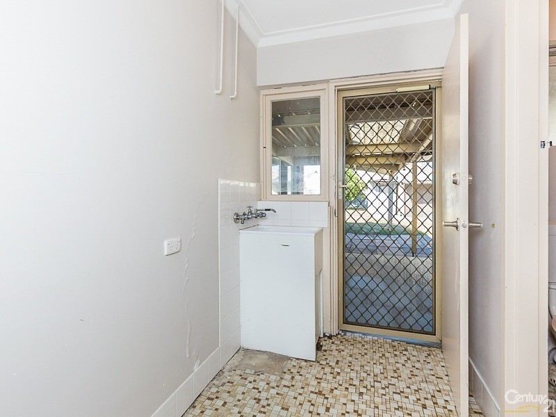 15 Blanche Street, Gosnells WA 6110