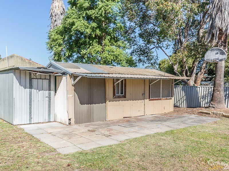 15 Blanche Street, Gosnells WA 6110
