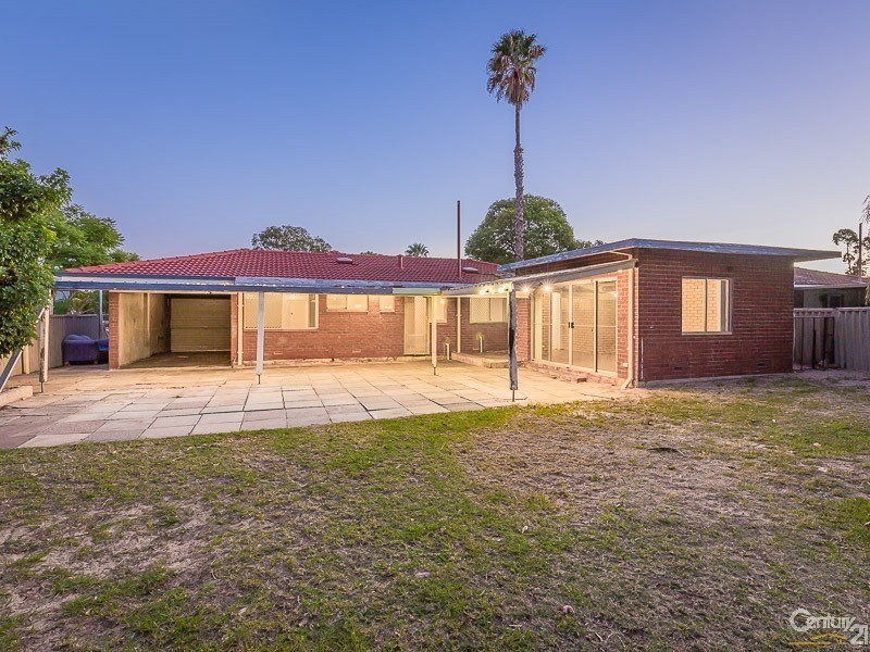 15 Blanche Street, Gosnells WA 6110