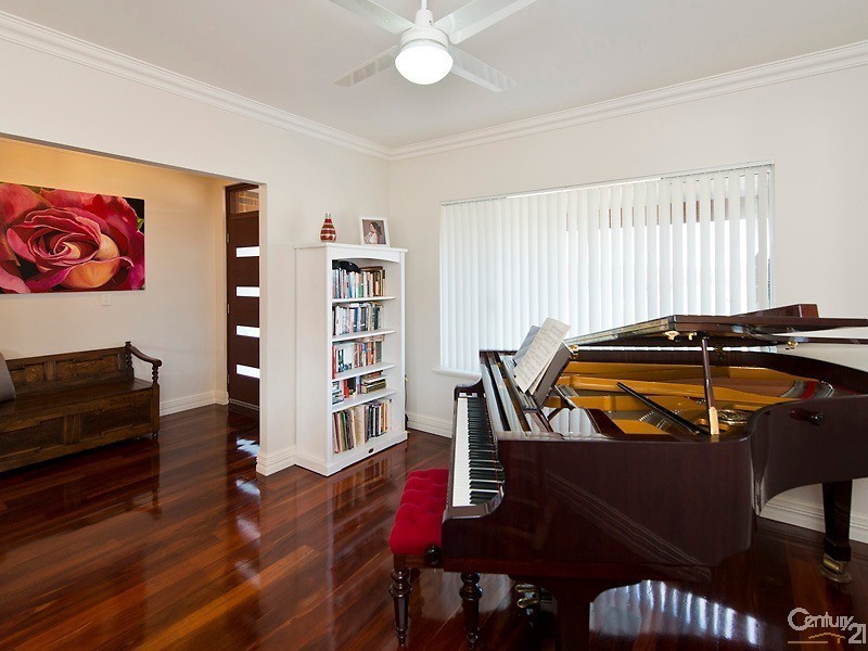 17 Ghost Gum Heights, Jarrahdale WA 6124