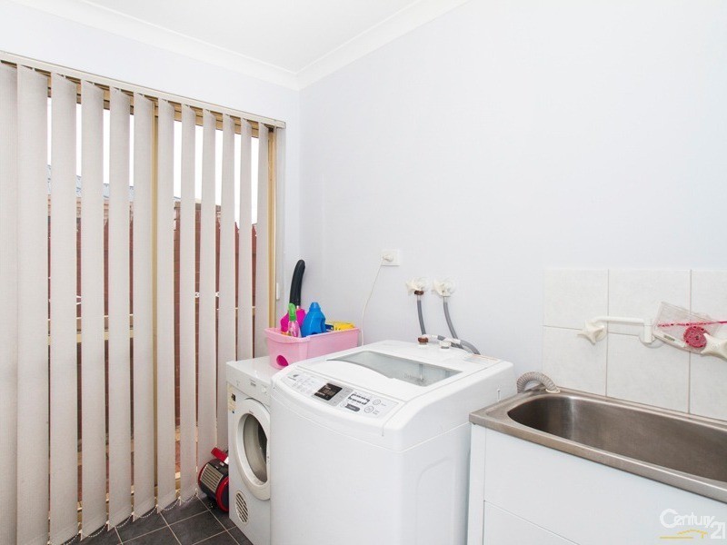 7/61 Wanaping Road, Kenwick WA 6107