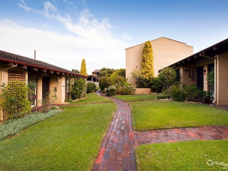 4/24 Swan Road, Attadale WA 6156