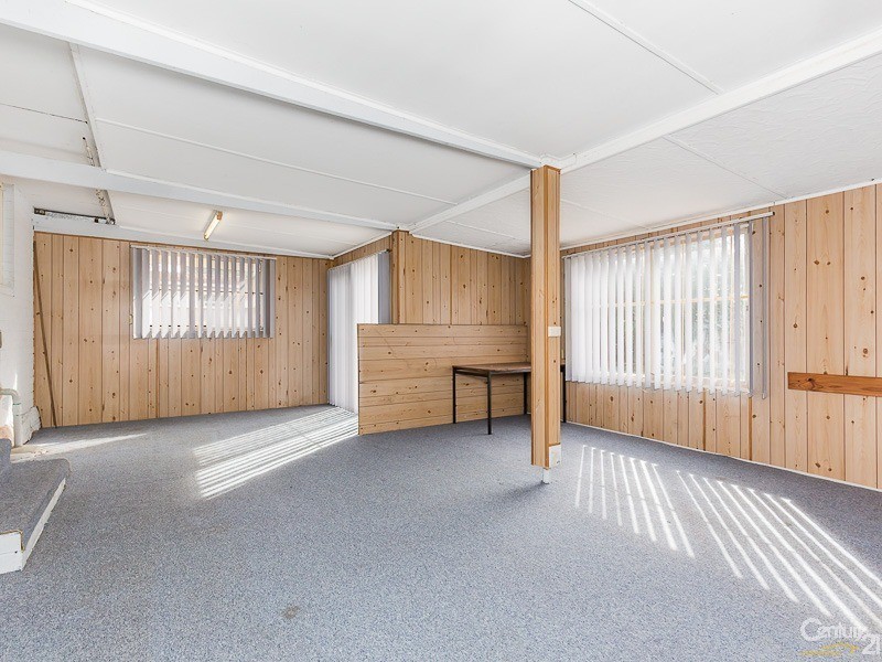 374 Spencer Road, Thornlie WA 6108