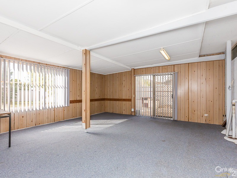 374 Spencer Road, Thornlie WA 6108