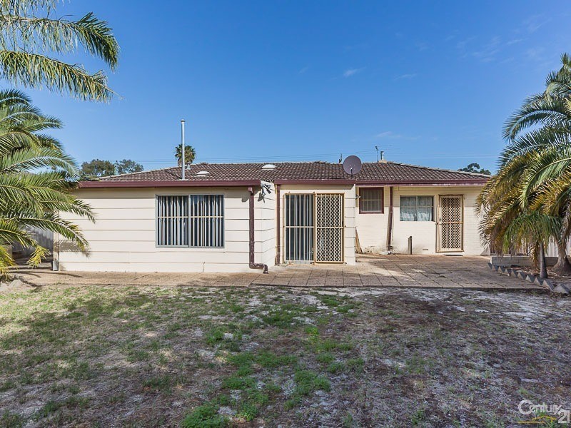 374 Spencer Road, Thornlie WA 6108