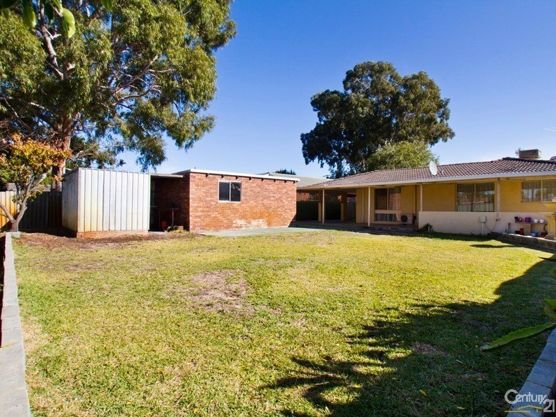 71 Lyrebird Way, Thornlie WA 6108