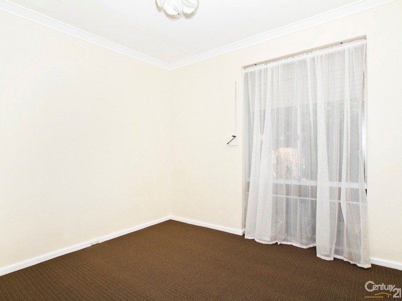 71 Lyrebird Way, Thornlie WA 6108