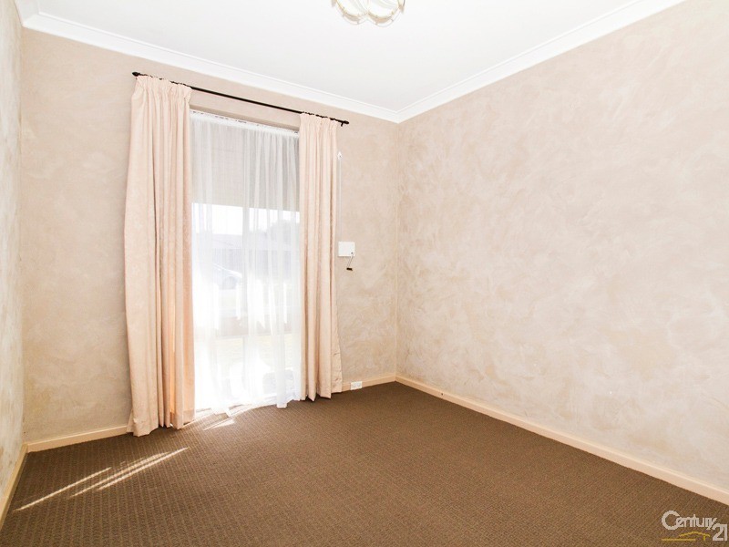 71 Lyrebird Way, Thornlie WA 6108