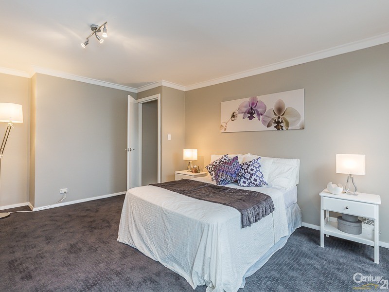 15 Helena Crescent, Thornlie WA 6108